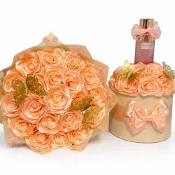 Juego de ramo y estuche en naranja