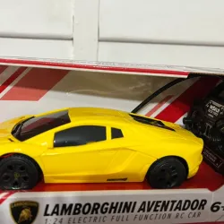 Lamborghini amarillo de control remoto