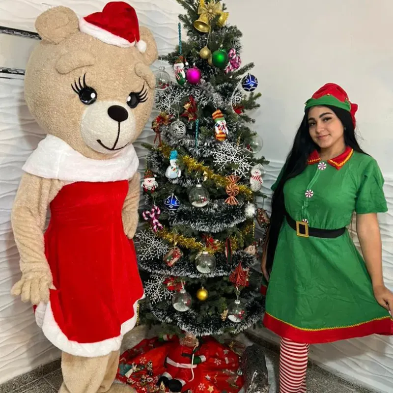 Presentadora y animación de osita nivideña