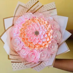 Ramo buchón artificial rosado claro