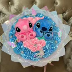 Ramo buchón con Angela y Stitch 