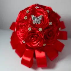 Ramo quinceañera en rojo