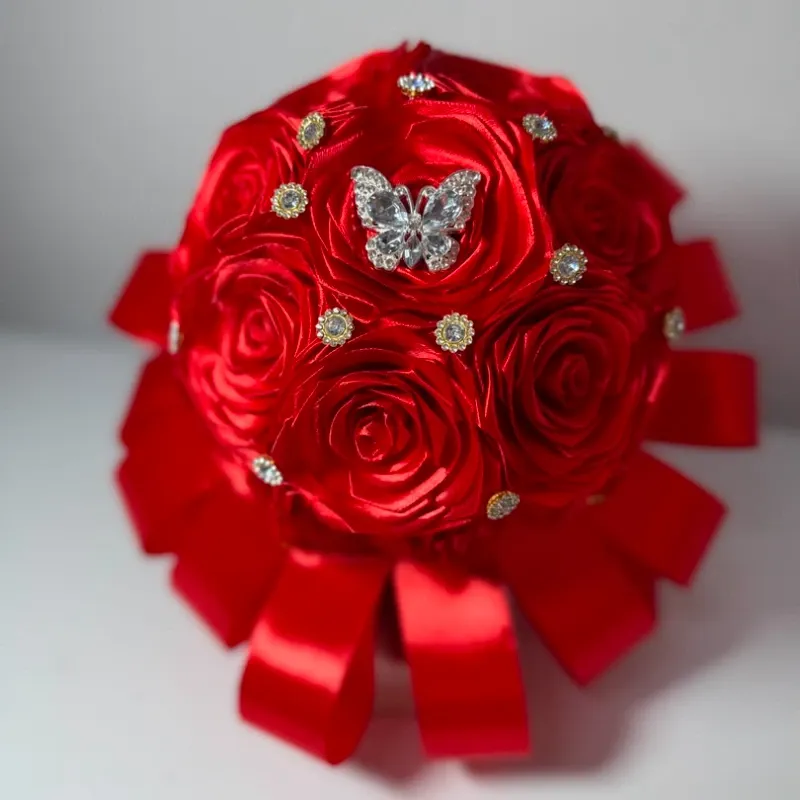 Ramo quinceañera en rojo