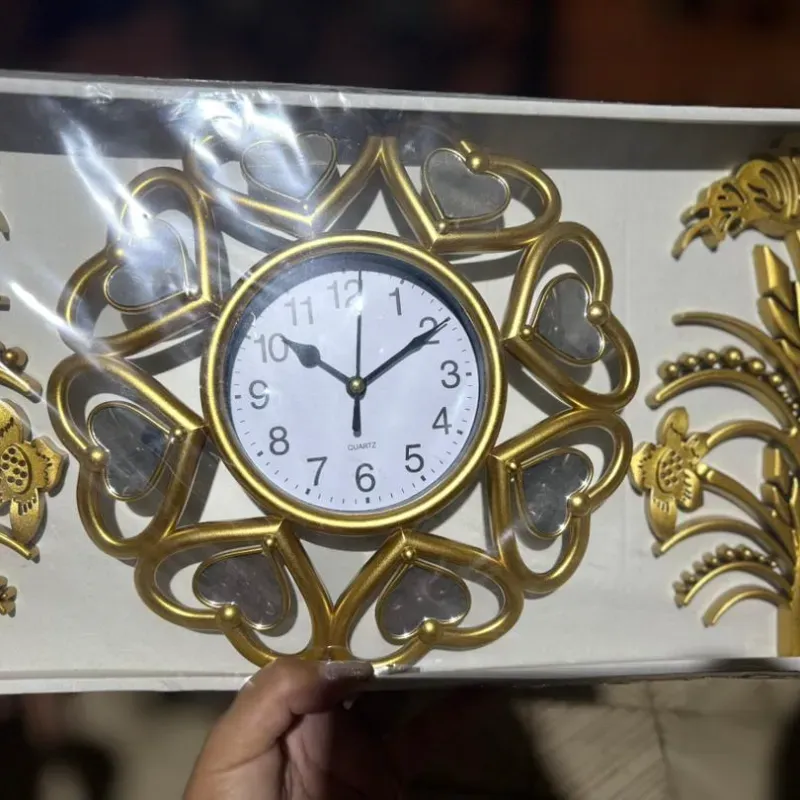 Reloj dorado