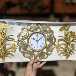 Reloj dorado