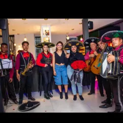 Servicio sexteto de mariachis
