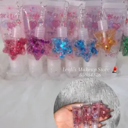 Brillos lisos 2 en 1 (el colgante es brillo mágico)