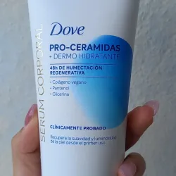 Crema Corporal Dove con pro-ceramidas dermohidratante 