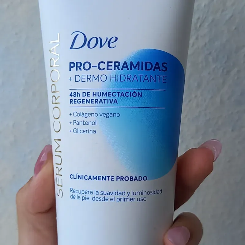 Crema Corporal Dove con pro-ceramidas dermohidratante 
