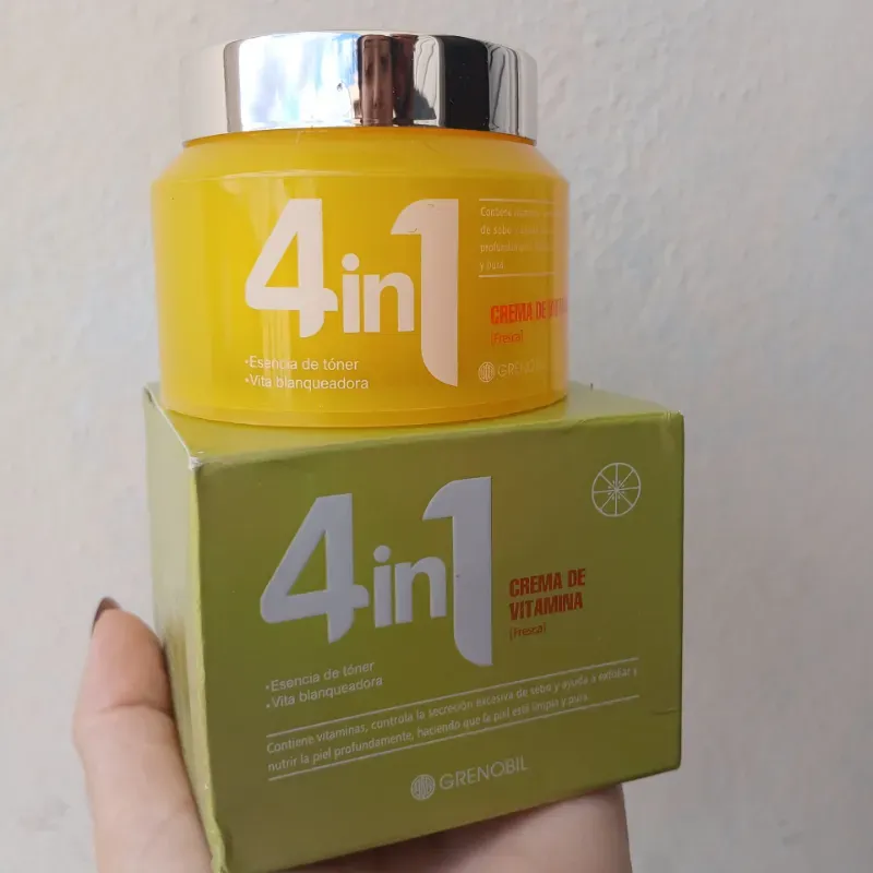 Crema de Vitamina C Grenobil 4 en 1