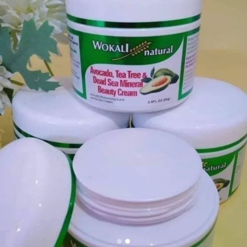 Crema Hidratante y antiedad con Aguacate, árbol de té y minerales.
