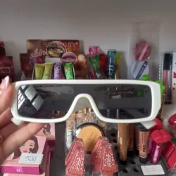 Gafas de hombre (tienen un pequeño detalle) 