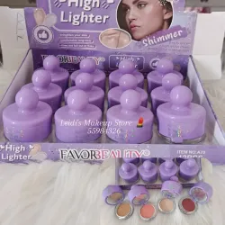 Iluminador en polvo con motica para aplicar!