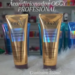 Juego de Shampoo y Acondicionador OGGY PROFESIONAL