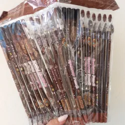 Lápices para ojos y cejas negros 