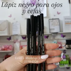 Lápiz negros para ojos super cremosos