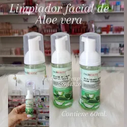 Limpiador facial de espuma de Aloe Vera