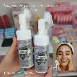 Limpiador Facial en espuma con Carbón Vegetal