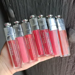 Lip gloss con color tipo Dior