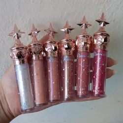 Lip gloss perlados
