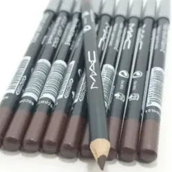 Lápices para ojos y cejas marrones