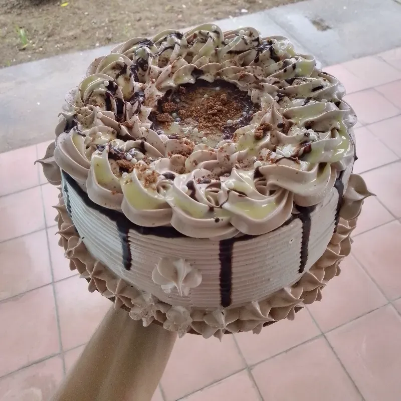 Cake de chocolate bombón y leche condensada 