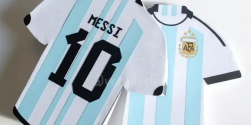 Caja playera de futbol 
