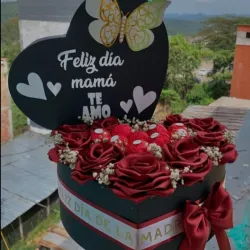 Corazón floral