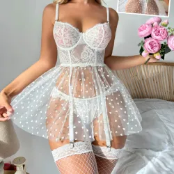 Lencería con medias