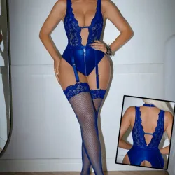 Lencería con medias