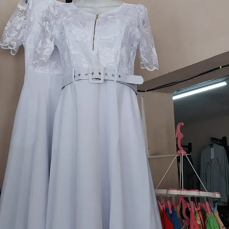 Vestidos blancos, corte princesa 