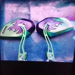 Retrovisor llama verde