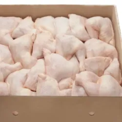 Cajas de cuartos de pollos 