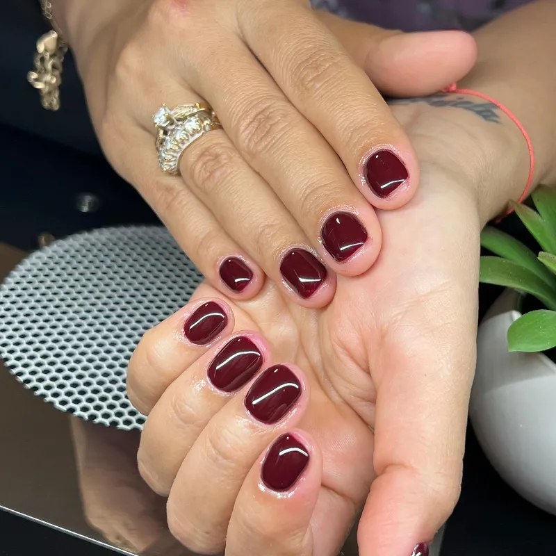 Manicura Spa con base rubber ( uña corta ) 