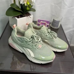 REEBOK verdes de mujer 