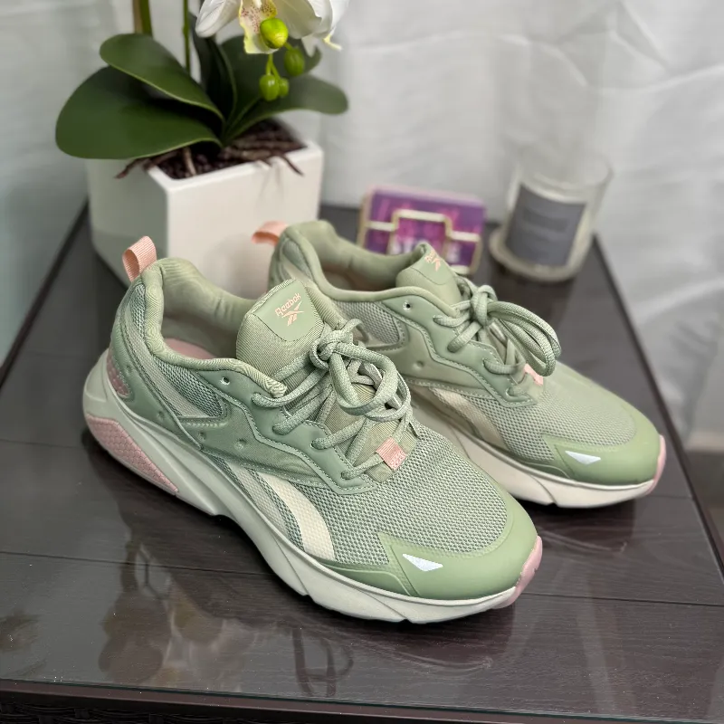 REEBOK verdes de mujer 