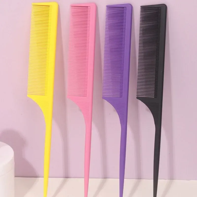 Peine cola de ratón plástico