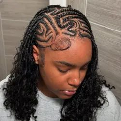 Trenzas tipo Bob con diseño y rizos