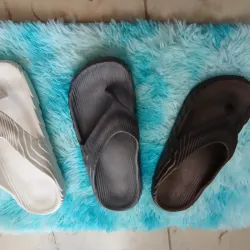 Chancletas de meter el dedo