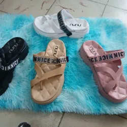 Sandalias