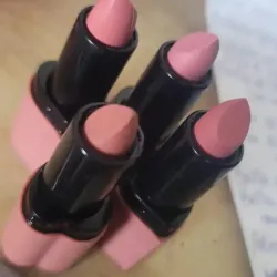 Labiales color mate.