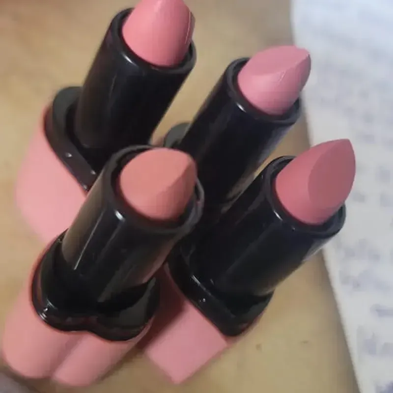 Labiales color mate.