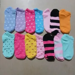 Medias tobilleras para niños.