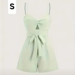 Mono corto de salir.