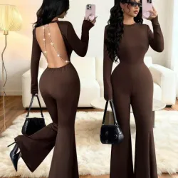 Mono pantalón campana de salir, mangas largas.