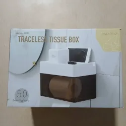 Porta- papel sanitario y estante.