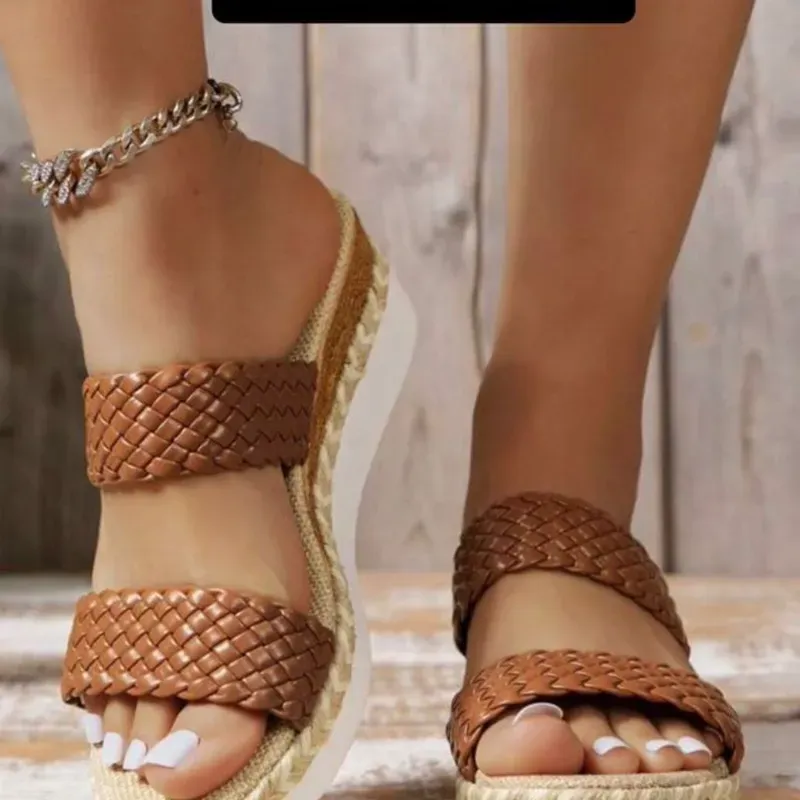 Sandalia para mujer.