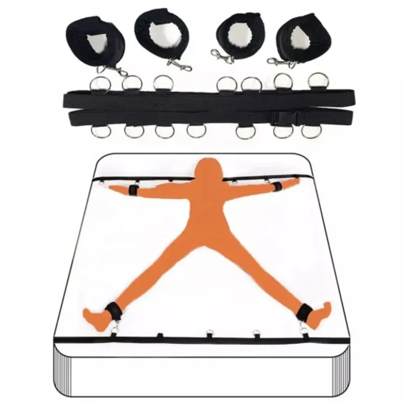 Set BDSM esposas atadas a la cama.