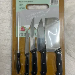 Set de cuchillos con tabla de picar.
