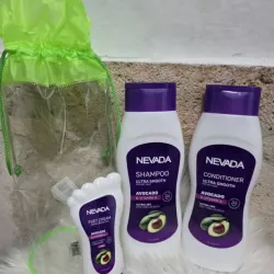 Set. Shampoo, Acondicionador y crema para pies.